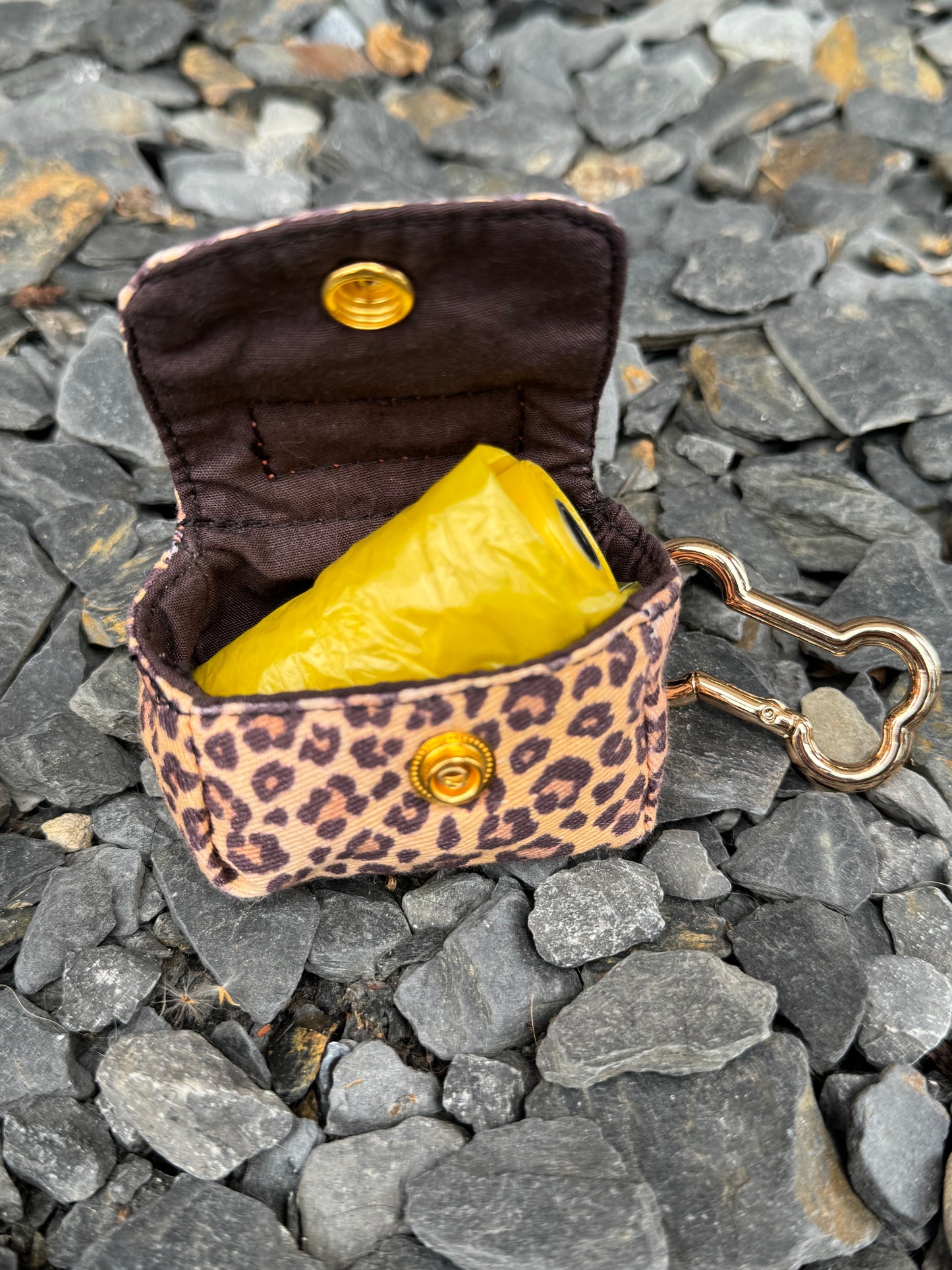 SAC A CROTTES REBELLE